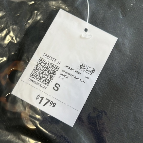 Forever 21 One-Shoulder Flower Cropped Cami - Picture 9 of 10